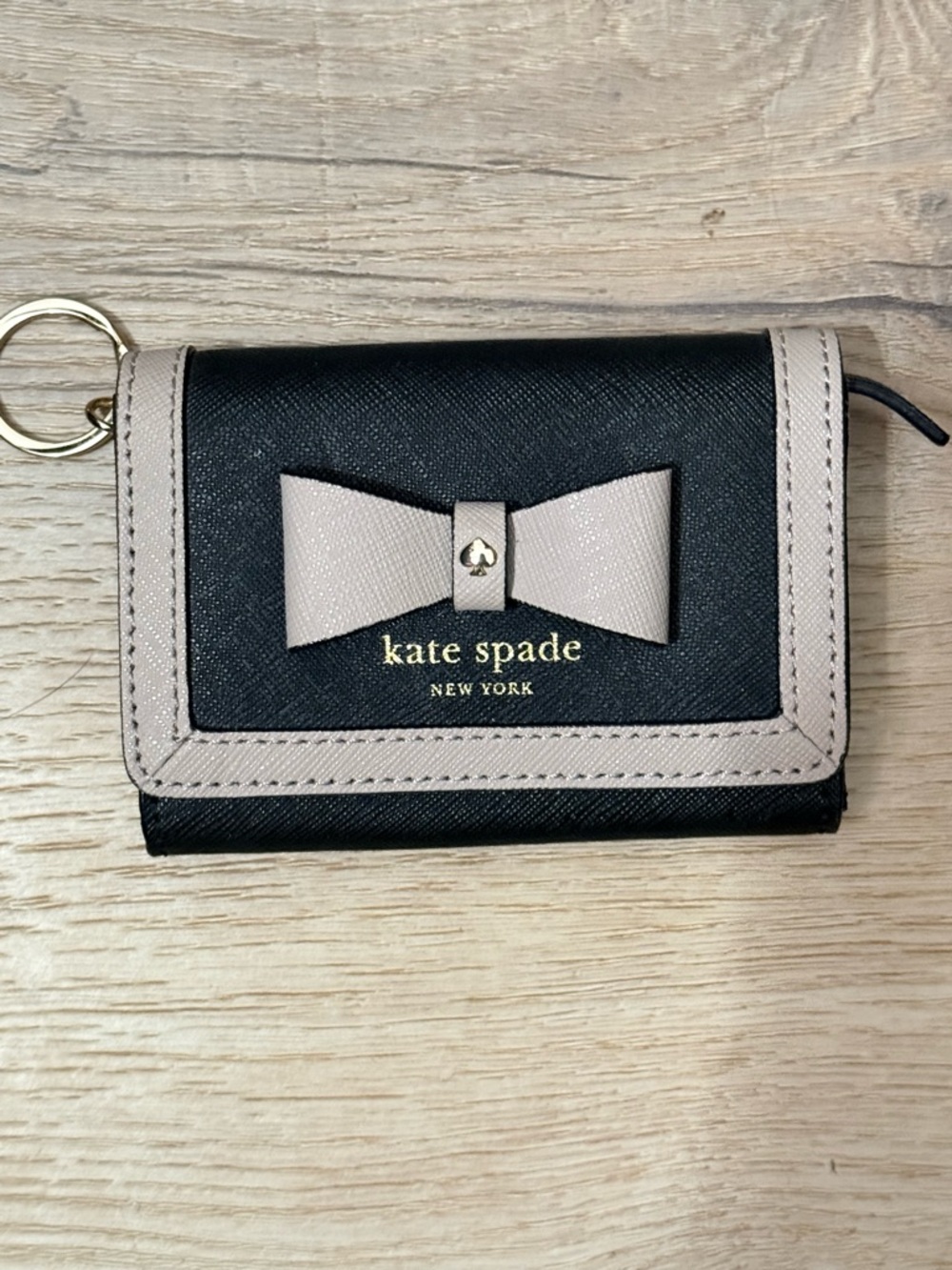 kate spade Black Card Holder with Gold Logo & Classic Bow NWOT